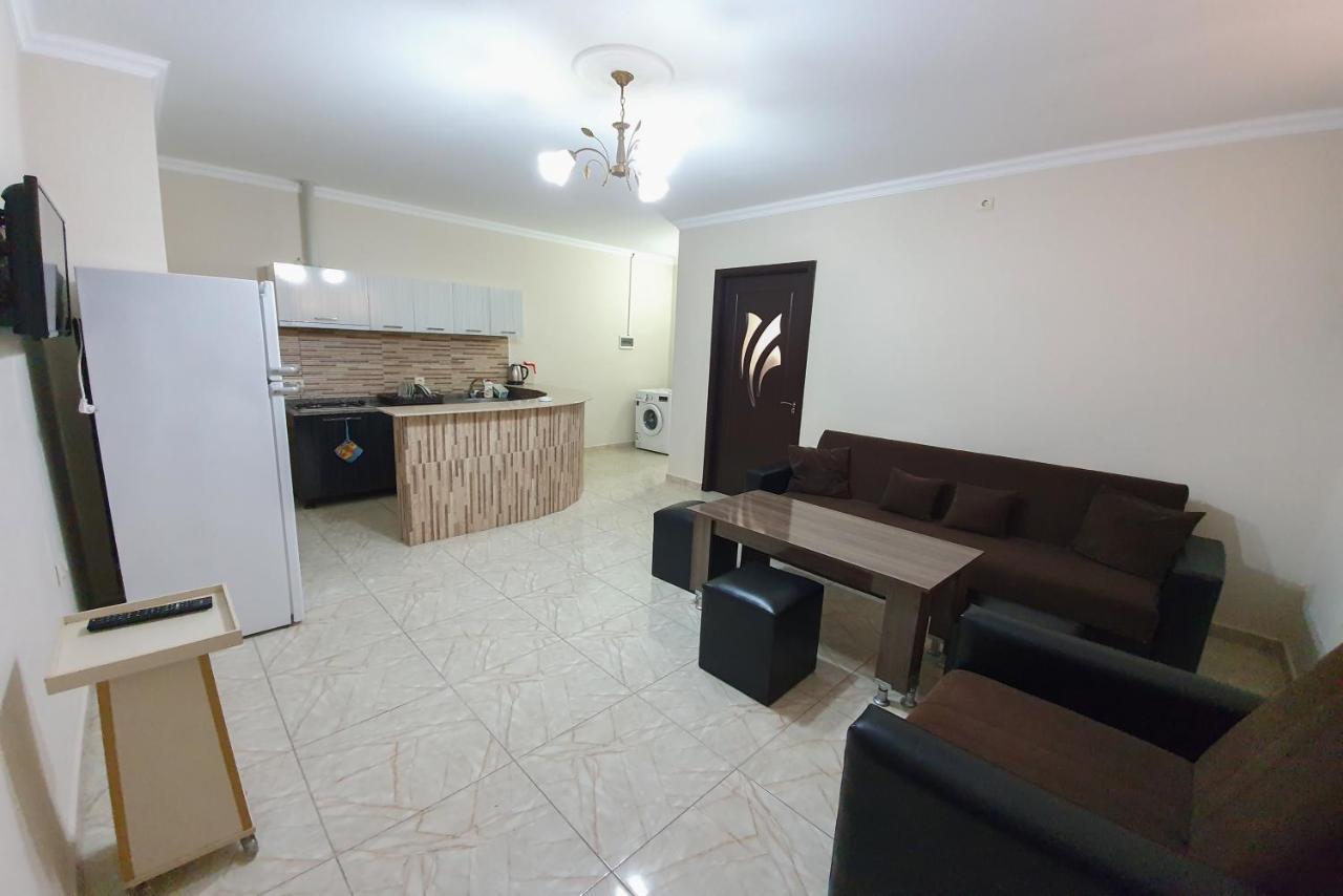 Apartments Residence Батуми Екстериор снимка